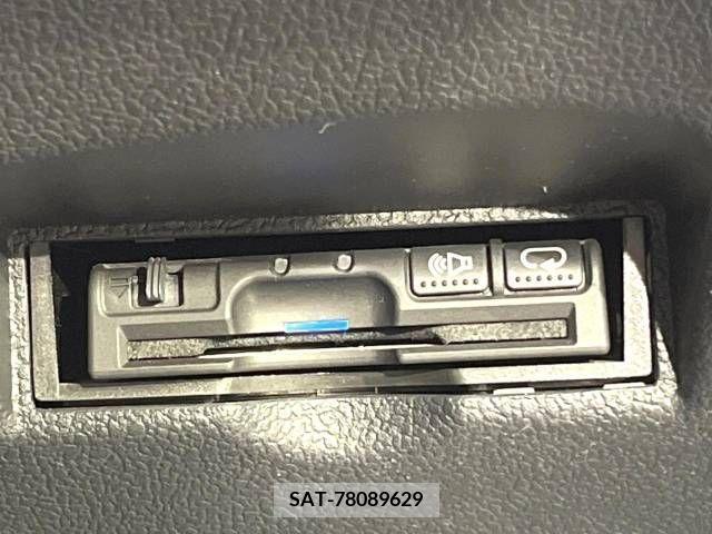 Toyota PRIUS 2016-04 222950-6
