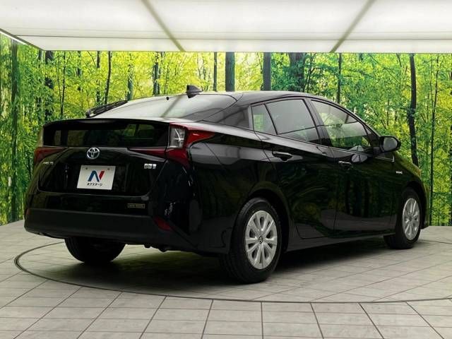Toyota PRIUS 2019-08 14918-17