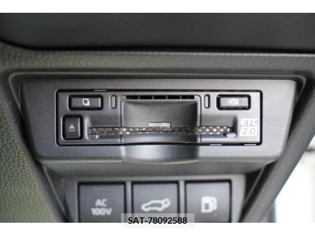 Toyota PRIUS 2023-04 366691-7