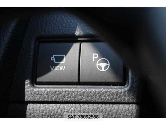 Toyota PRIUS 2023-04 366691-5