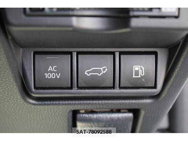 Toyota PRIUS 2023-04 366691-4