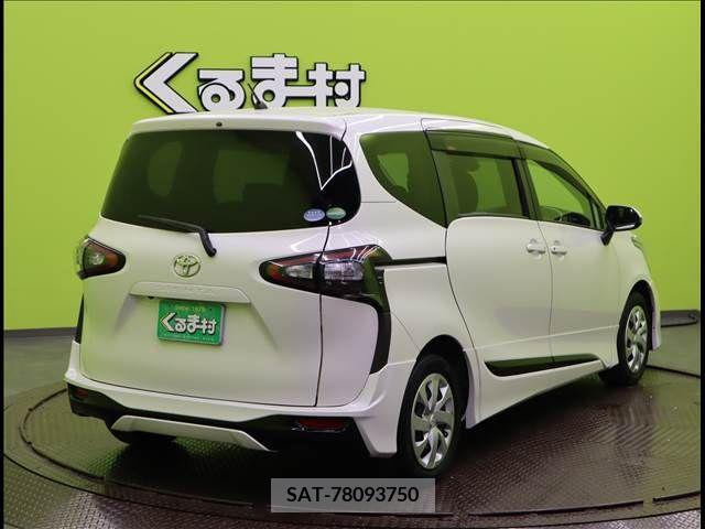 Toyota SIENTA 2018-01 285064-1