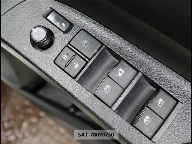 Toyota SIENTA 2018-01 285064-16