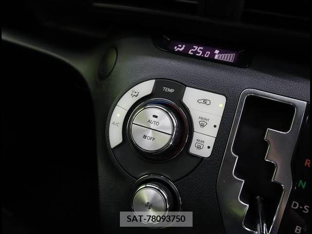 Toyota SIENTA 2018-01 285064-11