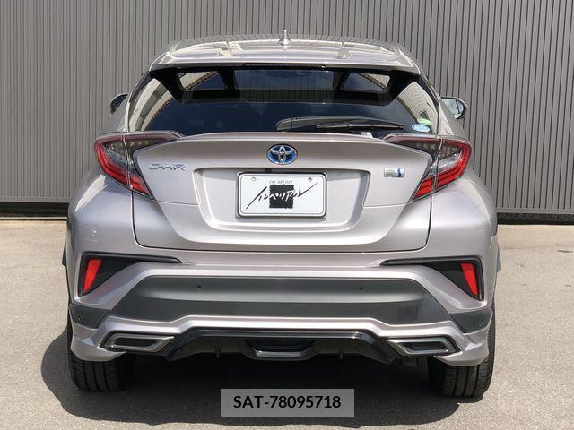 Toyota C-HR 2018-07 294951-4