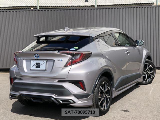Toyota C-HR 2018-07 294951-8