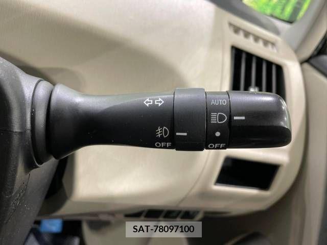 Toyota PRIUS ALPHA 2015-03 223354-6