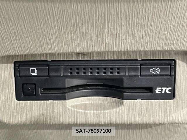 Toyota PRIUS ALPHA 2015-03 223354-4