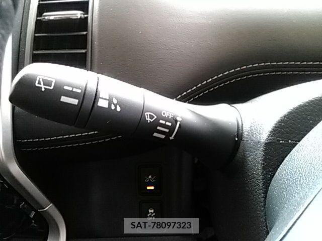 Nissan SERENA 2018-08 367756-11