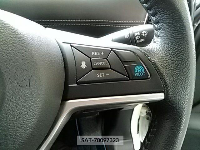 Nissan SERENA 2018-08 367756-13