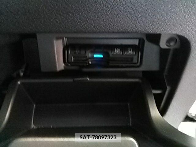 Nissan SERENA 2018-08 367756-9