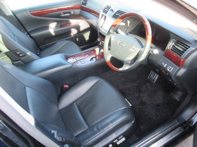 Lexus LS 2007-02 310-10