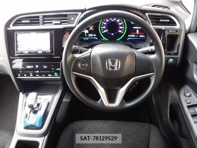 Honda SHUTTLE 2017-12 304187-1