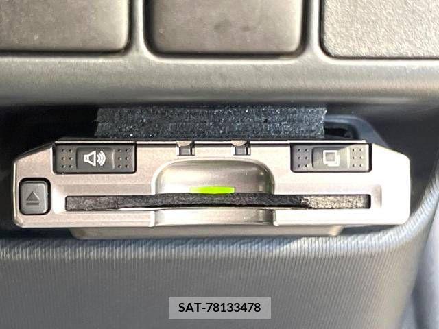 Toyota AQUA 2012-03 356163-7