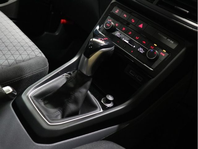VolksWagen T-CROSS 2020-08 21829-11
