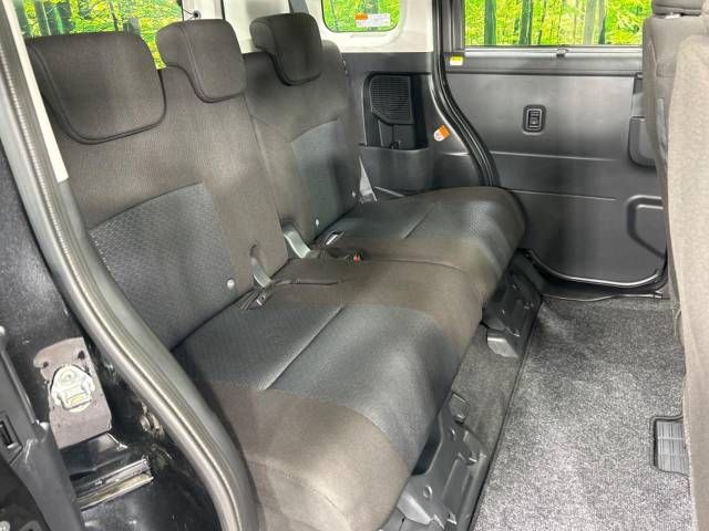 Toyota ROOMY 2023-05 19895-9