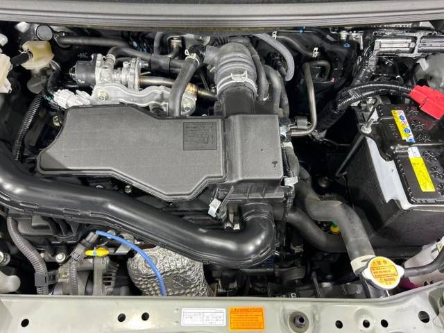 Toyota ROOMY 2023-05 19895-18