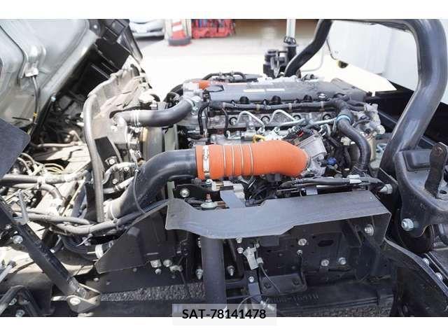 Isuzu ELF TRUCK 2022-03 353782-12