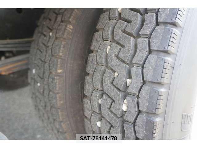 Isuzu ELF TRUCK 2022-03 353782-8