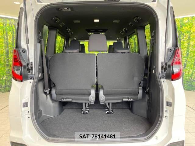 Toyota NOAH 2023-01 279451-11
