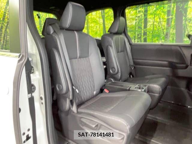 Toyota NOAH 2023-01 279451-9