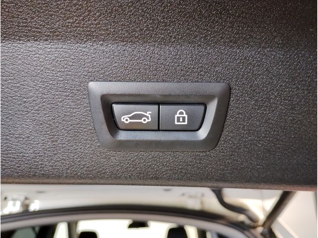 Bmw X1 2017-07 24782-28