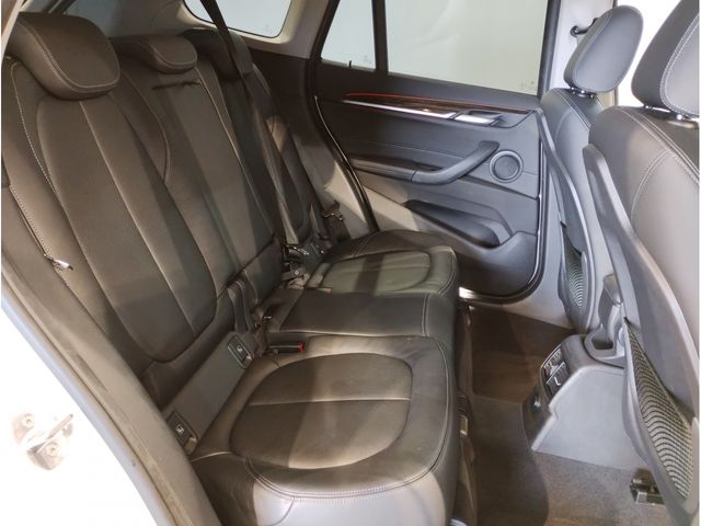 Bmw X1 2017-07 24782-11