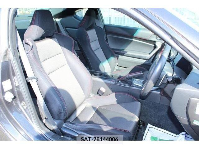 Subaru BRZ 2013-06 235286-13