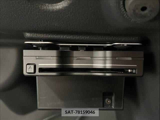 VolksWagen POLO 2016-03 223513-7