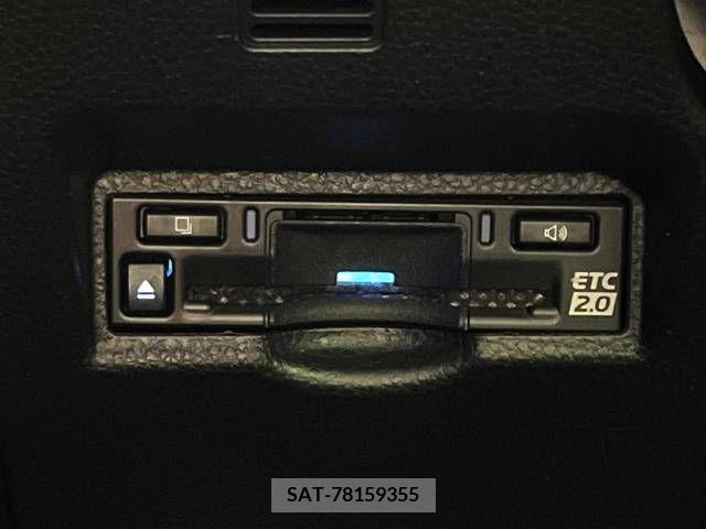 Toyota VOXY 2023-10 289021-8