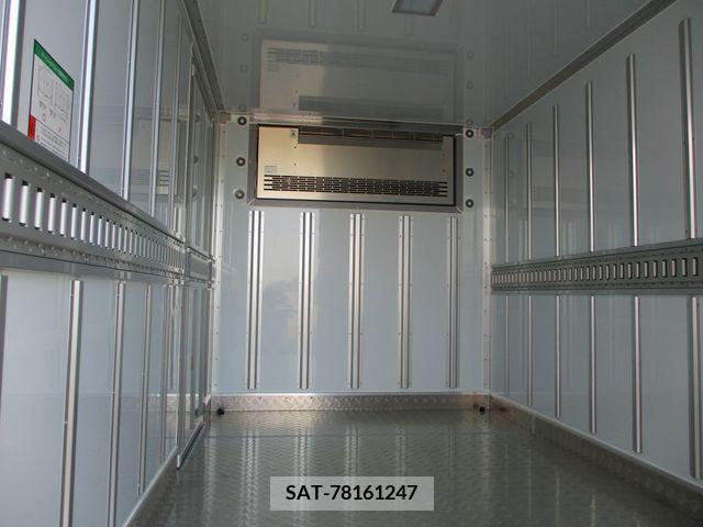 Mitsubishi CANTER 2023-05 253887-12