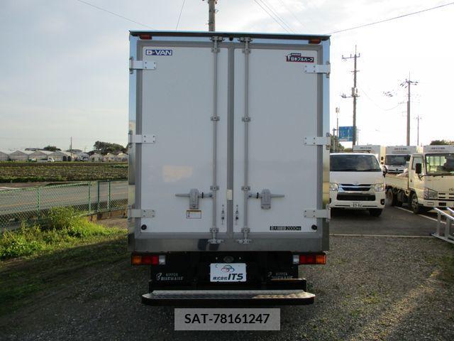 Mitsubishi CANTER 2023-05 253887-5