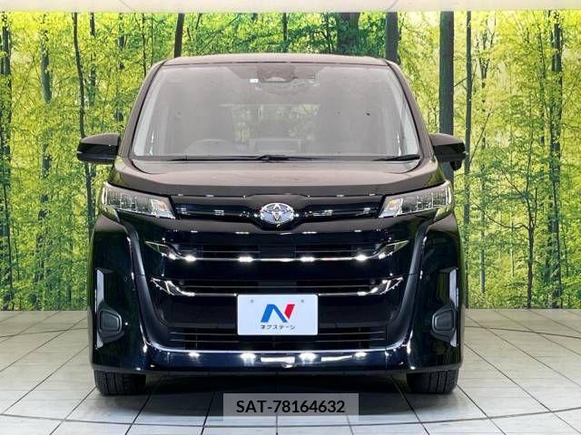 Toyota NOAH 2023-04 208576-15