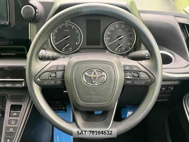 Toyota NOAH 2023-04 208576-12
