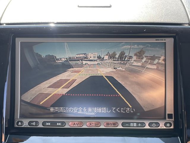 Nissan ROOX 2011-07 14001-14