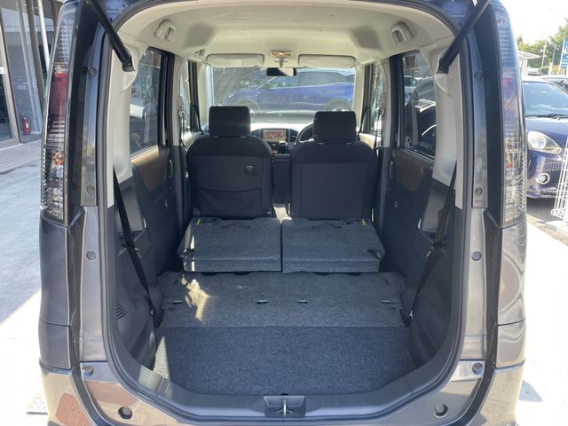 Nissan ROOX 2011-07 14001-10