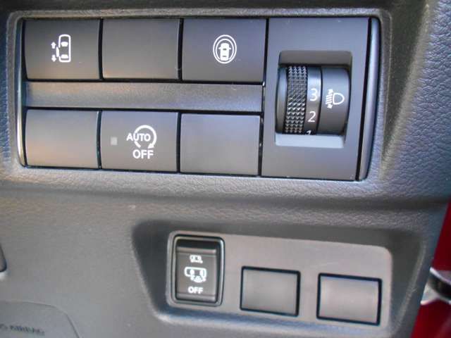 Nissan ROOX 2021-05 10924-10