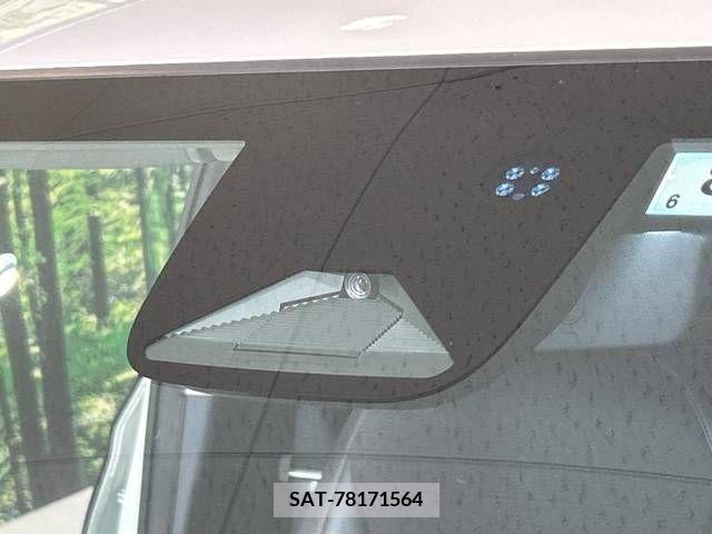 Honda VEZEL 2021-08 220005-2