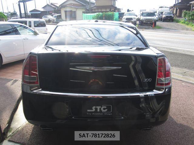 Chrysler 300 2012-06 328839-18