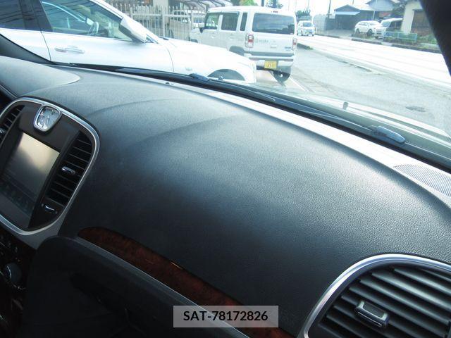 Chrysler 300 2012-06 328839-11
