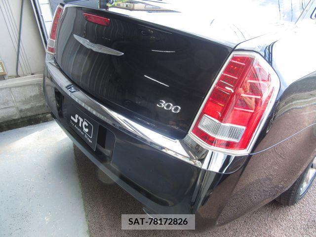 Chrysler 300 2012-06 328839-23