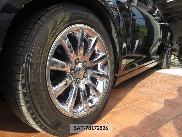 Chrysler 300 2012-06 328839-27