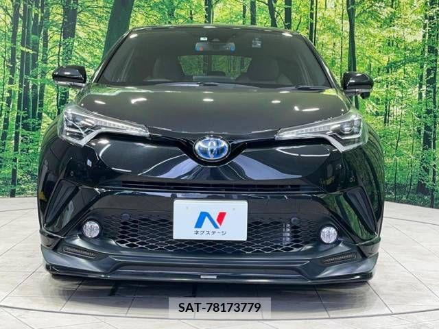 Toyota C-HR 2017-05 246472-14