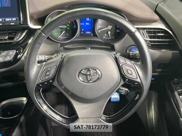 Toyota C-HR 2017-05 246472-11