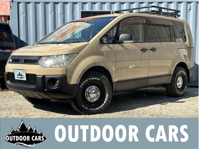 Mitsubishi DELICA D5 2008-07 13653-0