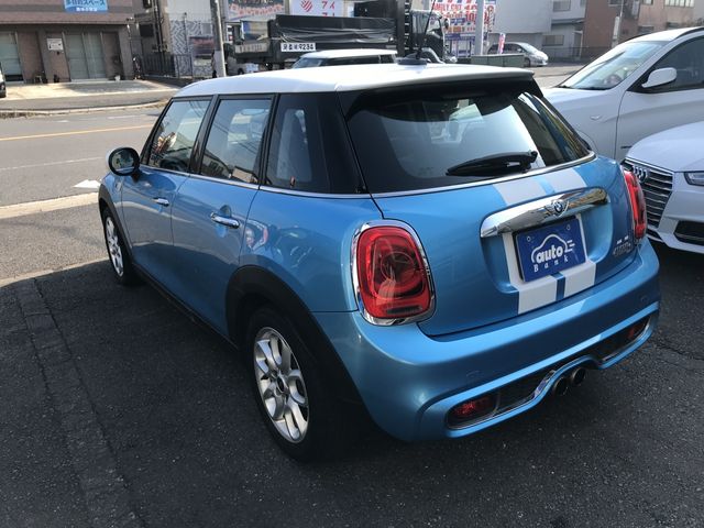 Bmw MINI 2015-06 19698-3