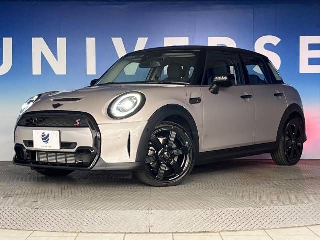 Bmw MINI 2022-08 192202-13