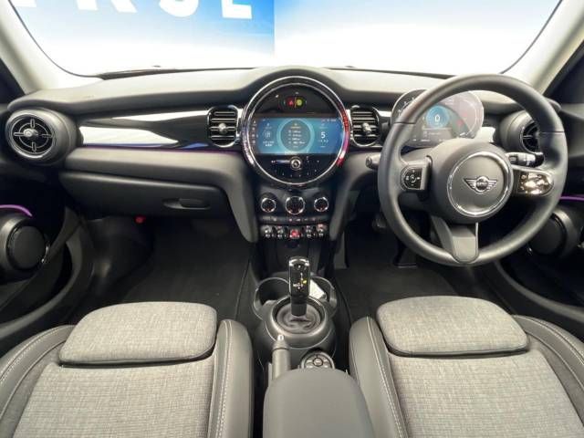 Bmw MINI 2022-08 192202-1