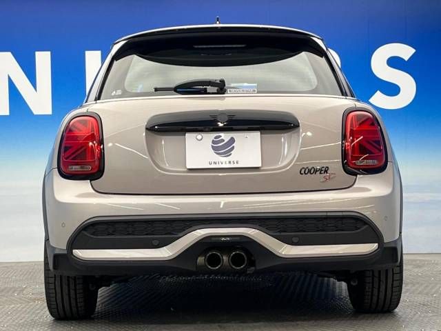 Bmw MINI 2022-08 192202-16