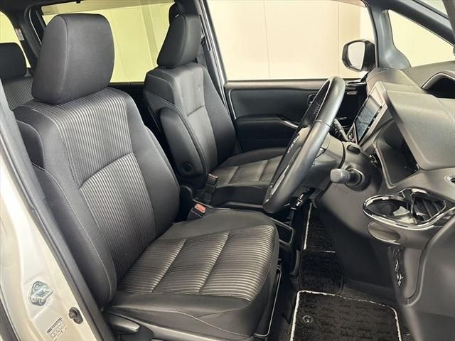 Toyota VOXY 2018-12 9078-19